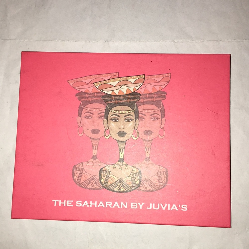 Juvias place eyeshadow palette